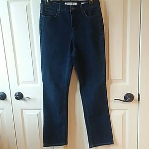 Jones New York Lexington Strait Jeans